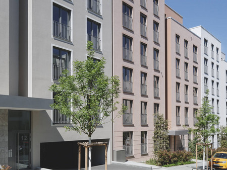 Bewusst gestaltet: Architektur, Materialität und Farbgebung schaffen Identität im Frankfurter Henninger-Quartier.